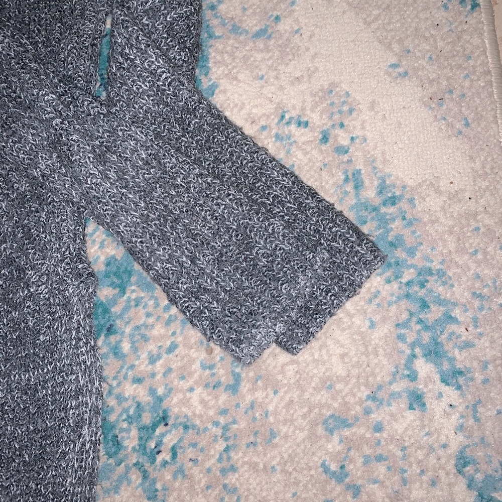 •Donated to Fire Evacuees• StreetWear Society Knitwear size Small - Picture 10 of 16